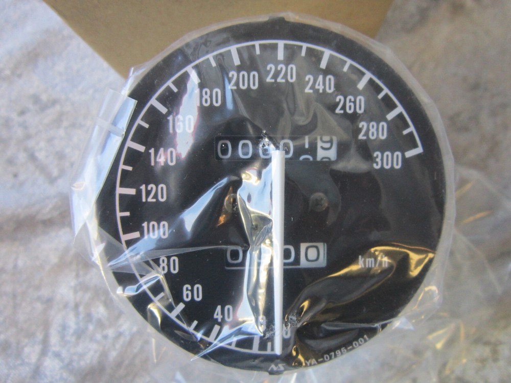 Yamaha Original Speedometer YZF750 R NEW