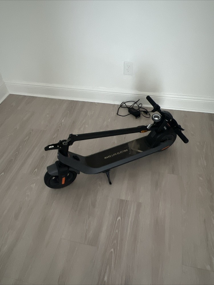 Niu KQi2 Pro Foldable E-Scooter 25 Mi Range, 17.4 MPH Speed, Gray