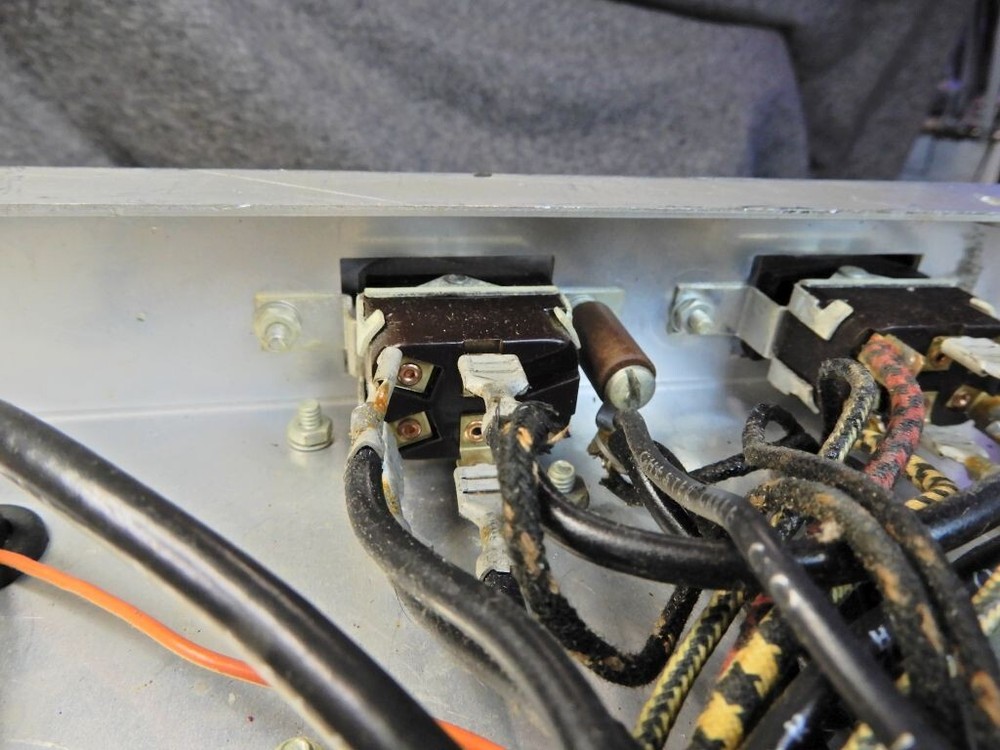 Power switch replacement for Heathkit SB220/SB221