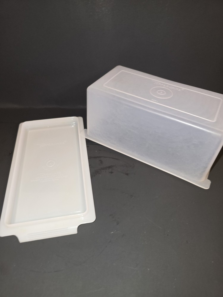 Tupperware White Plastic Rectangular Covered Butter Dish 7" x 3" Dishwasher Safe