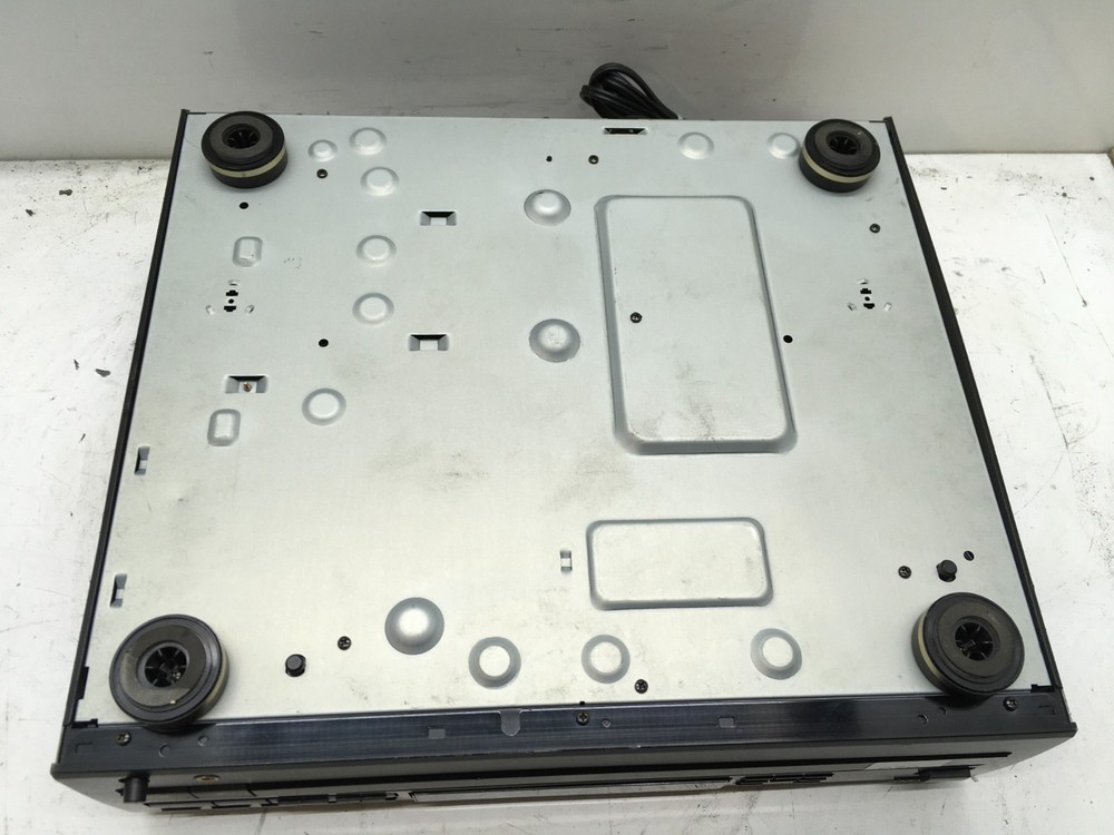 Kenwood DP-R4430 CD Changer - Tested