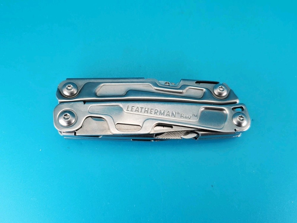 Leatherman Rev 3.8" Multi-Tool, Stainless!