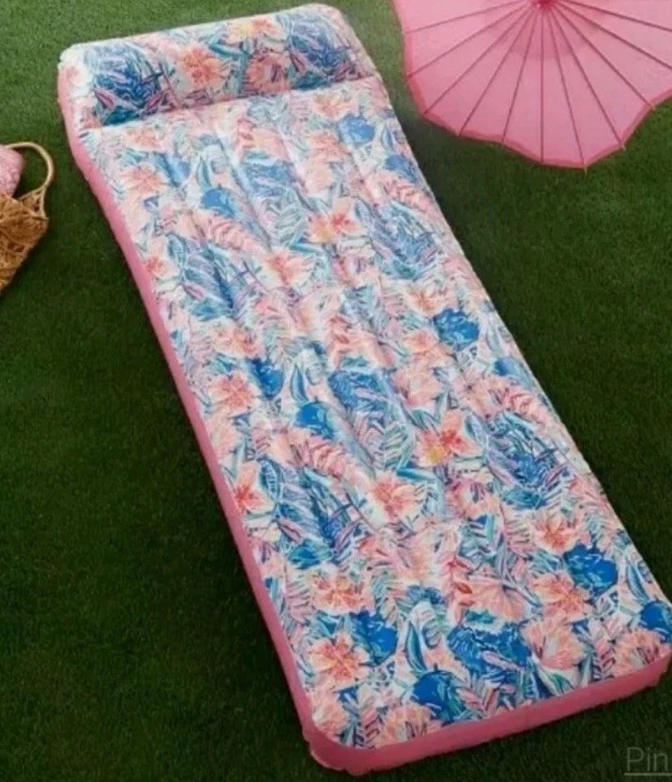 Lilly Pulitzer Pottery Barn Pool Inflatable Float Lounge  Slathouse Soiree 76x30