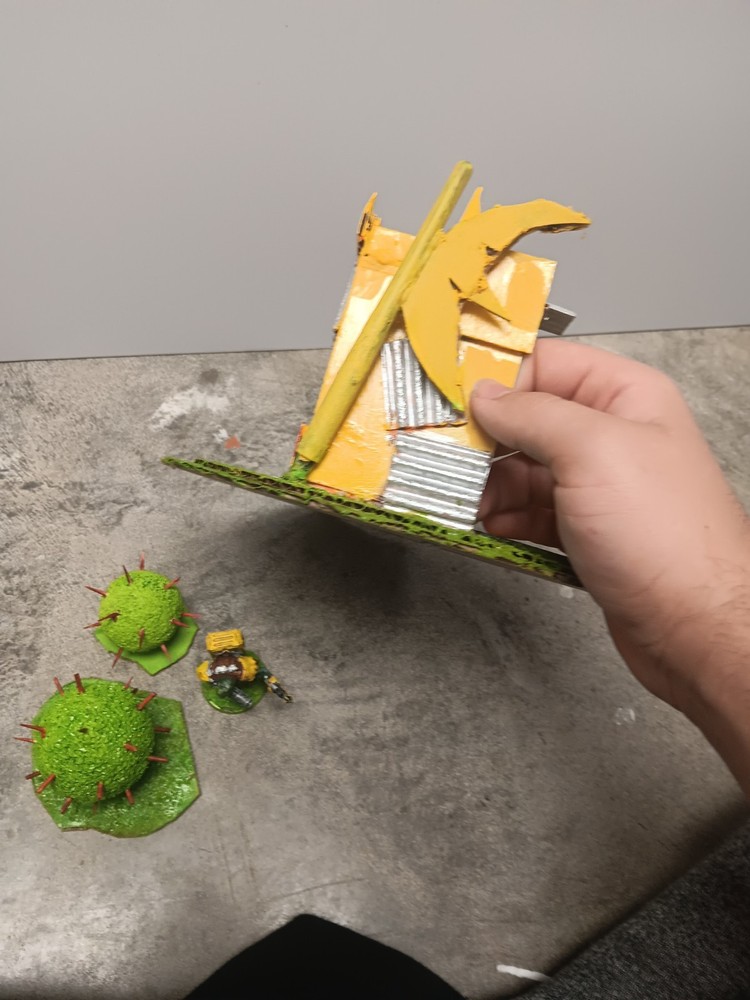 Scratch Built Ork Warhammer 40k terrain painted