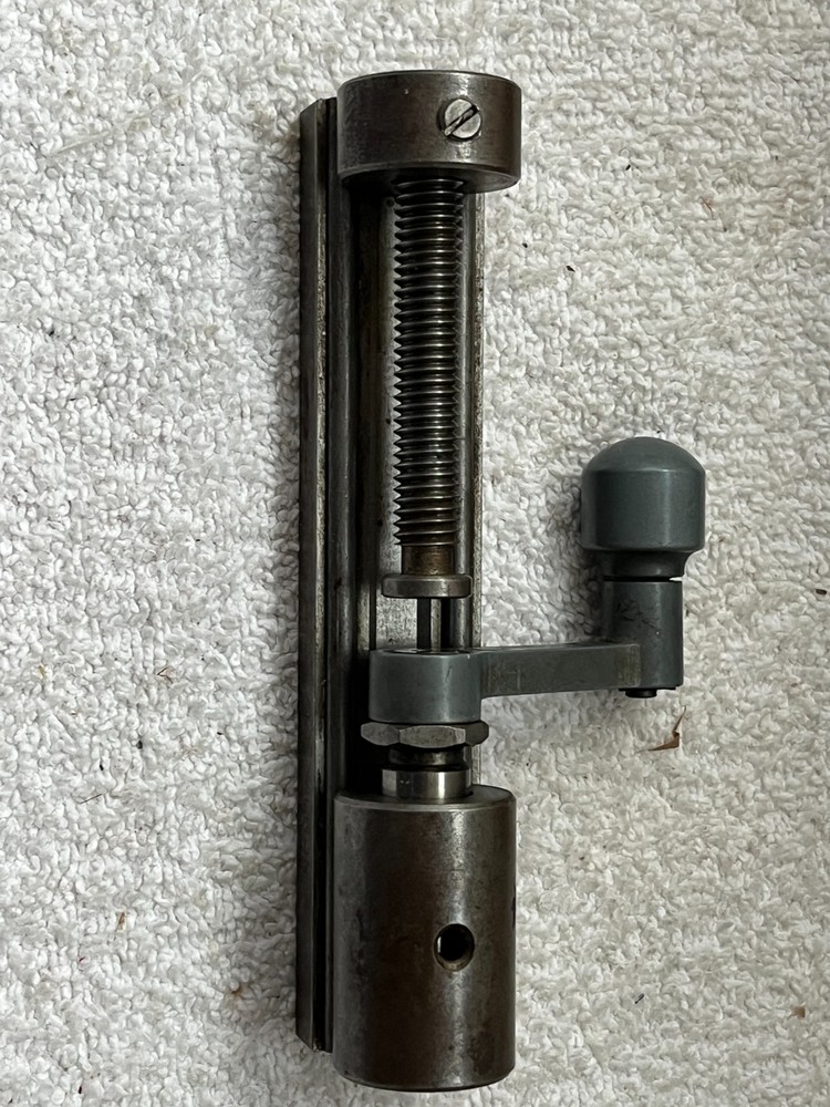 L. E. Wilson Trimmer Micrometer Adjustment Case Trimmer & 5x Shell Holders