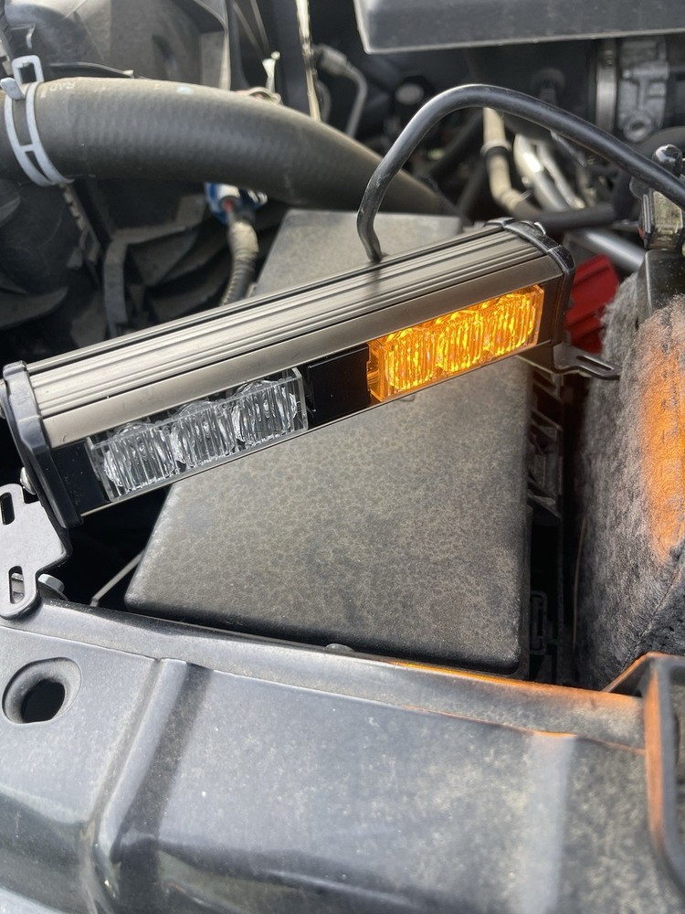 CODE 3 XT302 TWO LIGHTHEAD UNIT 12/24V AMBER/AMBER LEDS - XT302AA Tested 👍👍