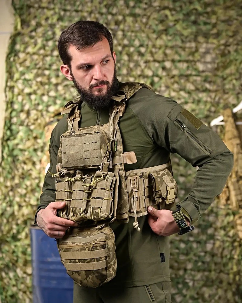 Plate carrier with 4 quick-release points frion pixel💛💙