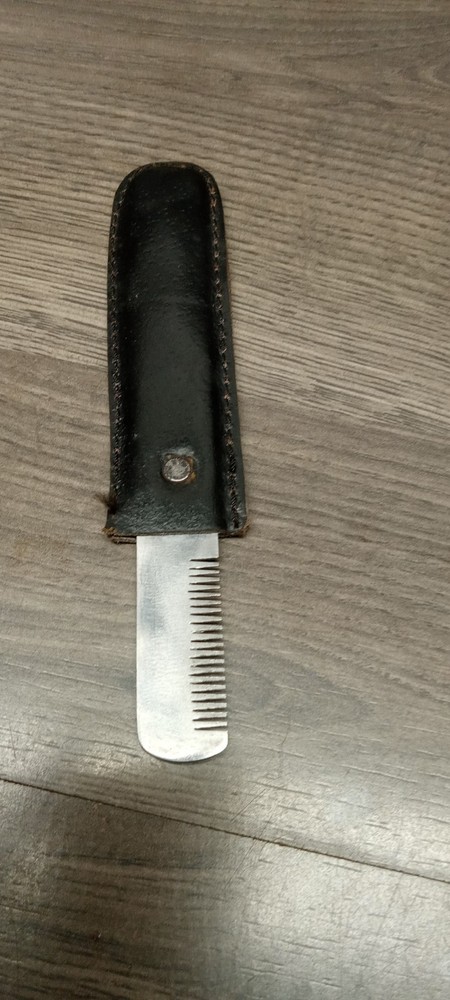 Antique Quick Trim Kit - Scissors And Comb
