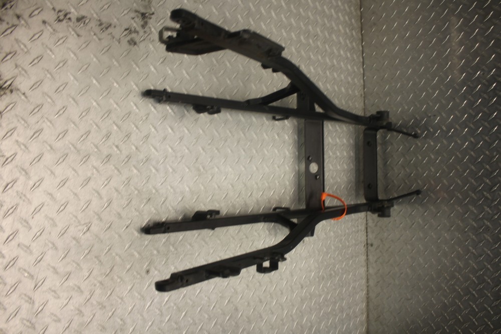 2005 SUZUKI VSTROM 1000 DL1000 REAR SUBFRAME BACK SUB FRAME
