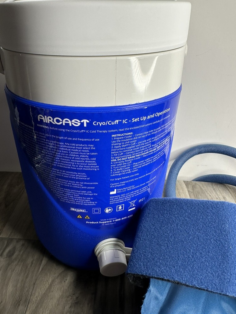 Cryo/Cuff Cryocuff Cooler Therapy Motorized IC Compression Knee Medium Size