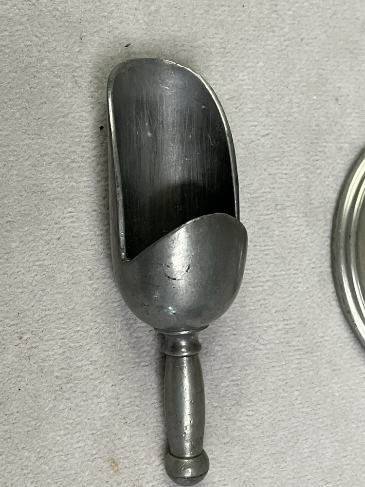 Victorian Sugar Scuttle Server