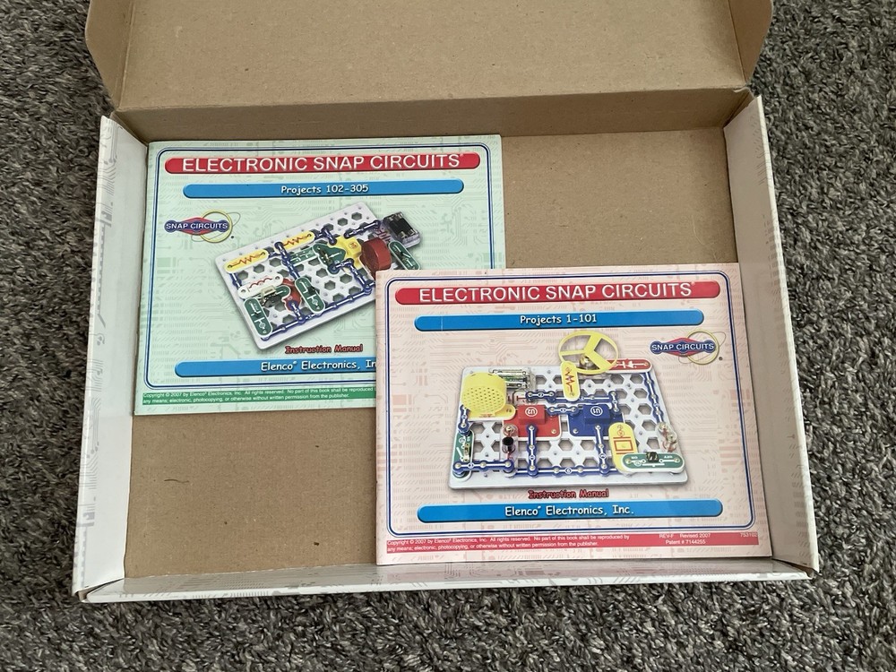 Elenco Snap Circuits SC300 Electronics Kit Missing Fan