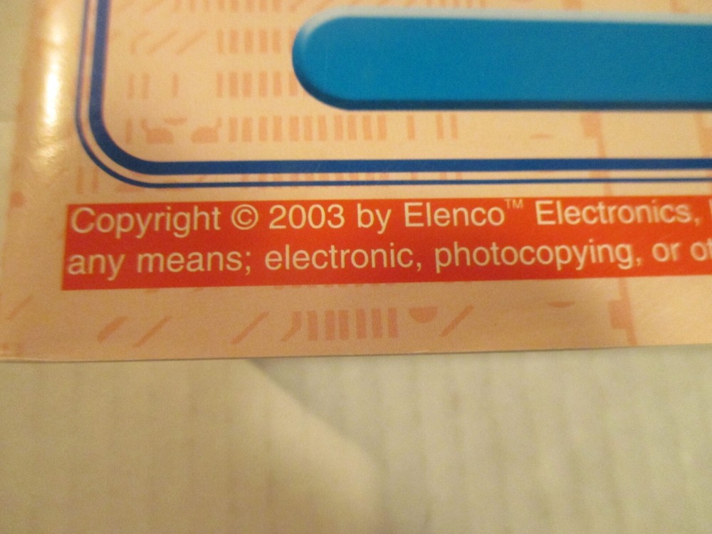 Snap Circuits Jr. SC100 Electronics Exploration Kit Over 100 Projects Complete