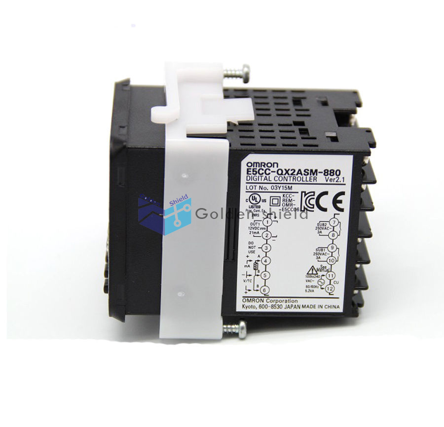 E5CC-QX2ASM-880 Temperature Controller 100-240VAC New #
