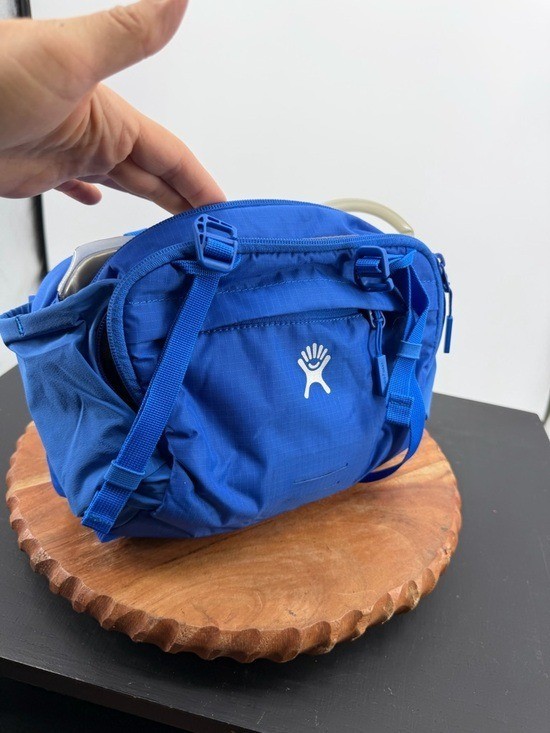 Hydro Flask 5 L Down Shift Hydration Hip Pack Sapphire 5L