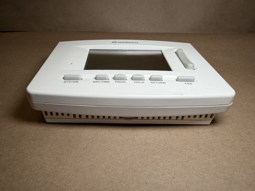 Braeburn 5220 Universal Programmable Thermostat