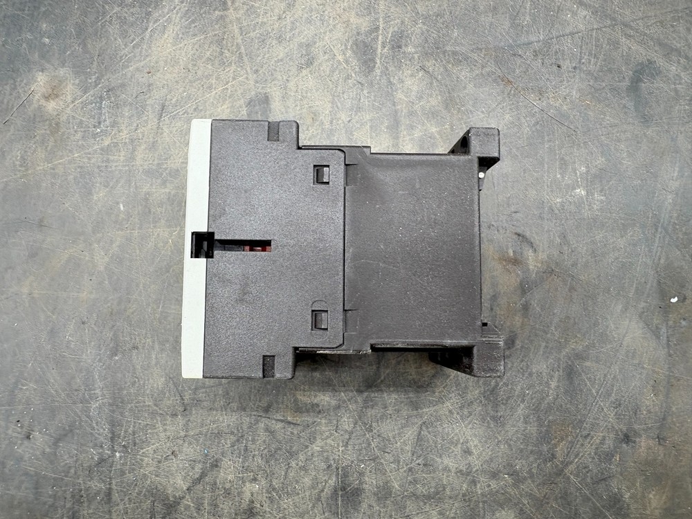 Siemens 3RT1017-2KB42 Contactor