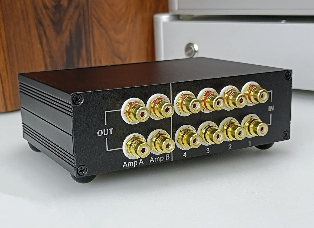 4-Way RCA Audio Switch Source Signal Input switcher selector Splitter Box 4 i...