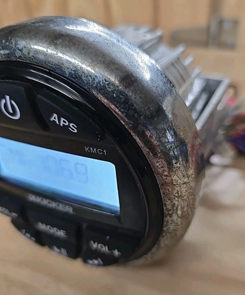 Kicker KMC1 Marine Bluetooth Stereo