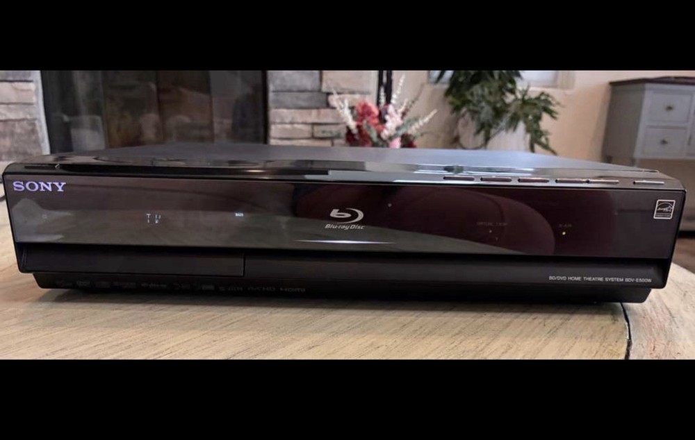 Sony BDV-E500W Blu-Ray/DVD/CD Home Theater System No Remote