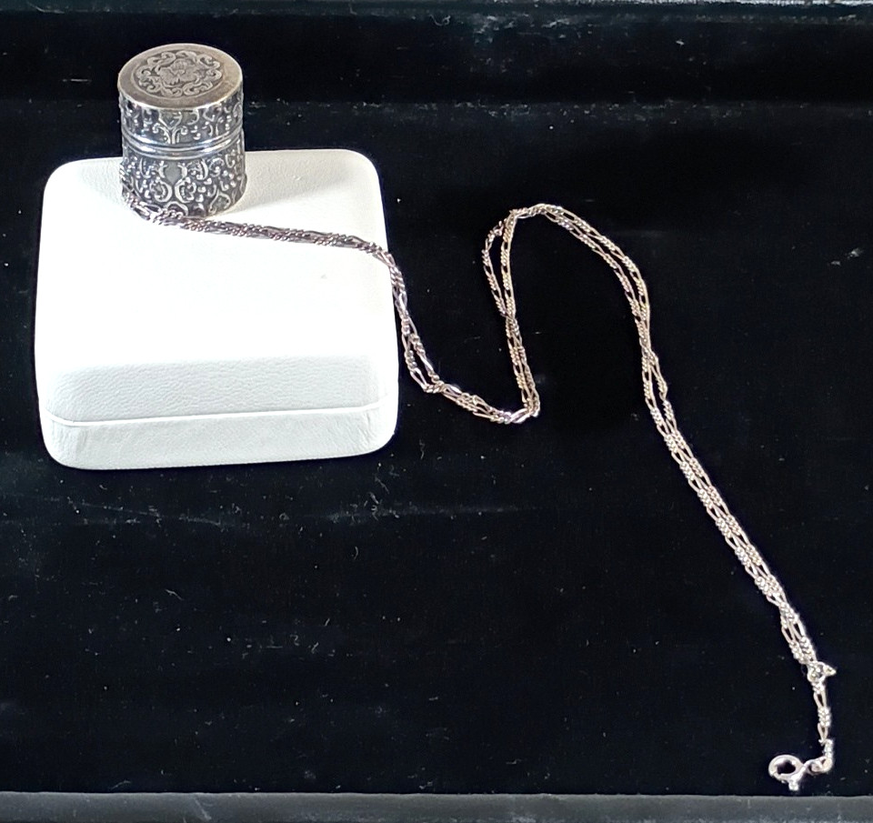 Vintage Sterling Silver Thimble Holder 30in Chain Chatelaine 16g