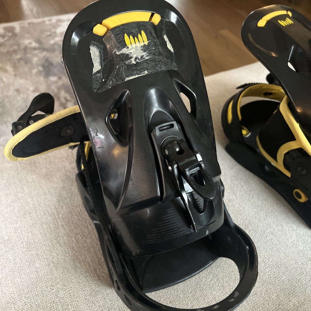 Older Burton Mission Re:Flex Strap Bindings Complete loop