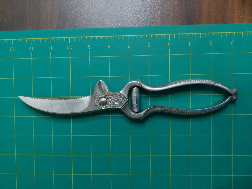 Vintage Angesa Italy 10” Vineyard Grape Poultry Pruning Shears Winery Eagle