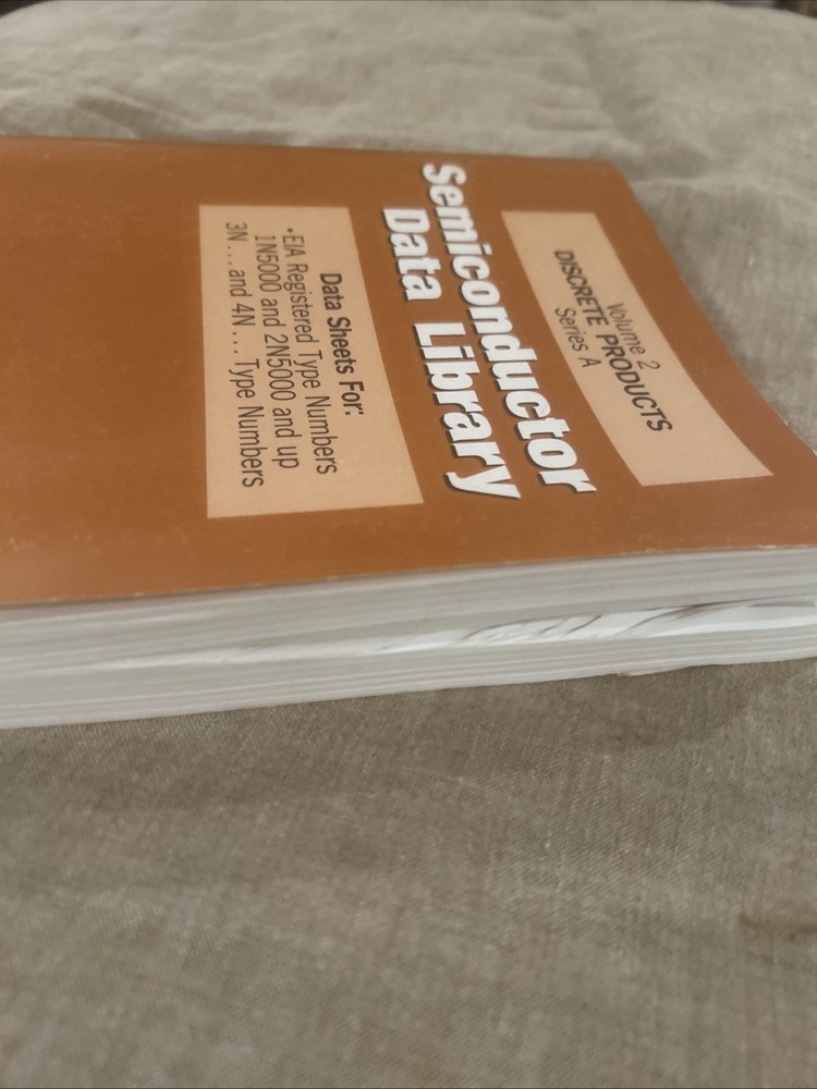 Motorola Data Book Semiconductor Data Library Volume 2 Second Edition 1974