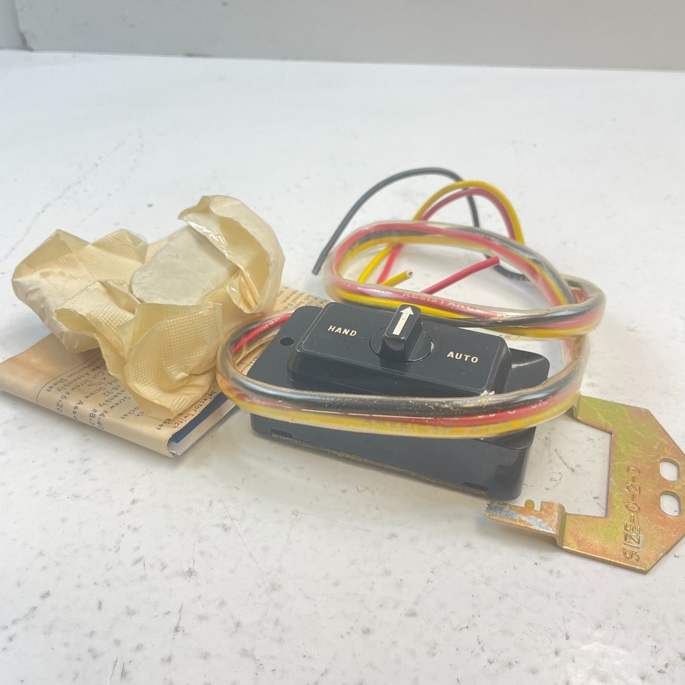 SQUARE D 9999 C-1 SELECTOR SWITCH