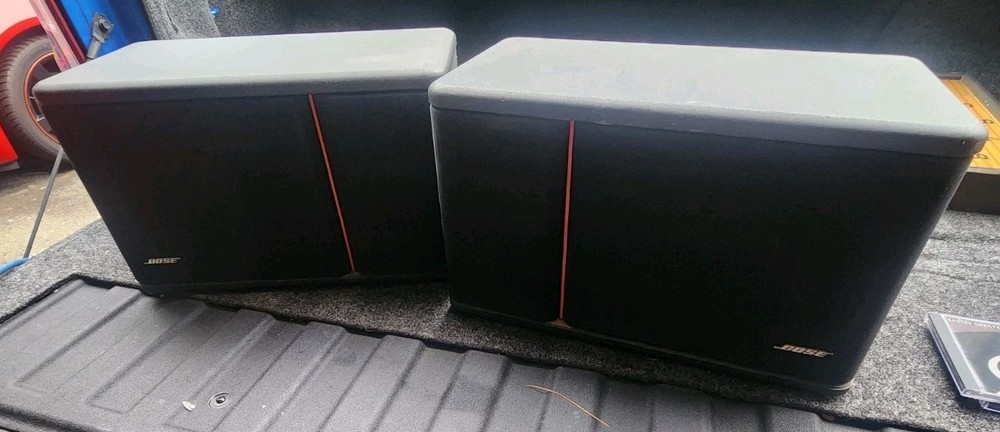 Bose 301 Continental Direct Reflecting Speakers