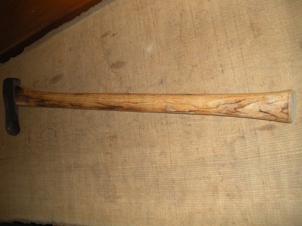 Vintage TRUE TEMPER KELLY PERECT Single Bit Axe / Early Axe