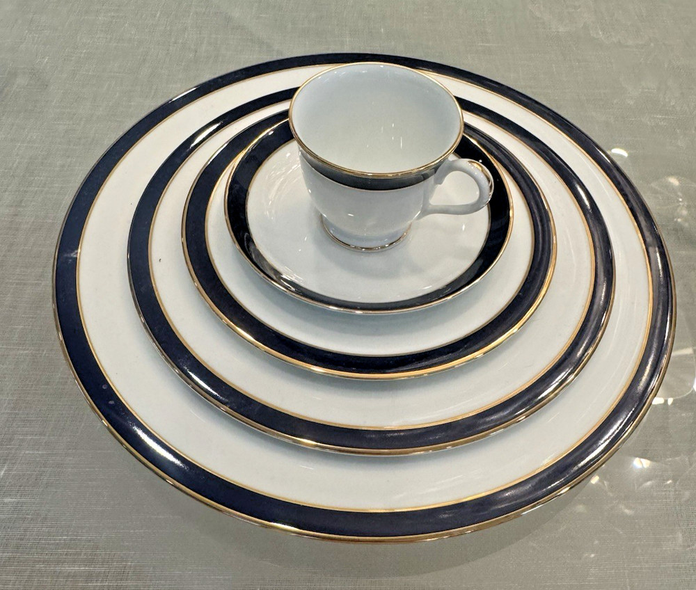 Noritake Fremont Dinnerware Ser, Service for 6