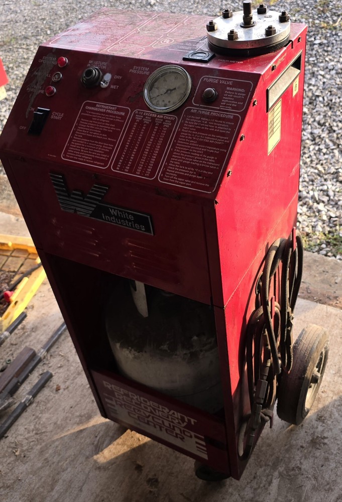WHITE AC R12 RECOVERY SYSTEM