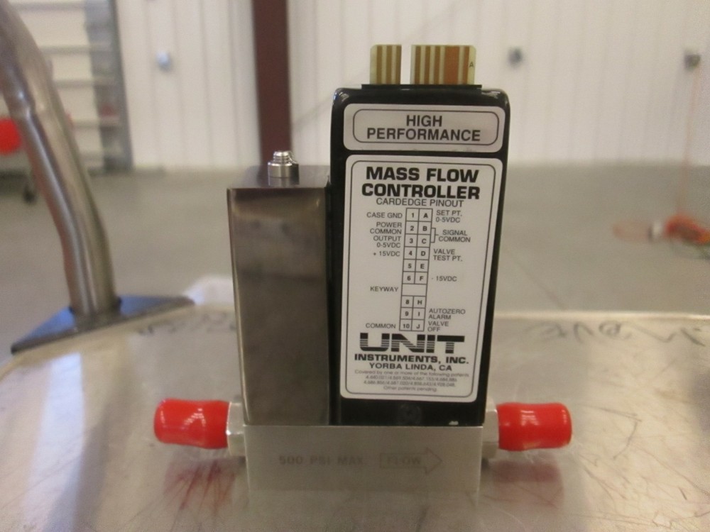Unit UFC-1400 Mass Flow Controller MFC, AR, 3 SLM, Refurb