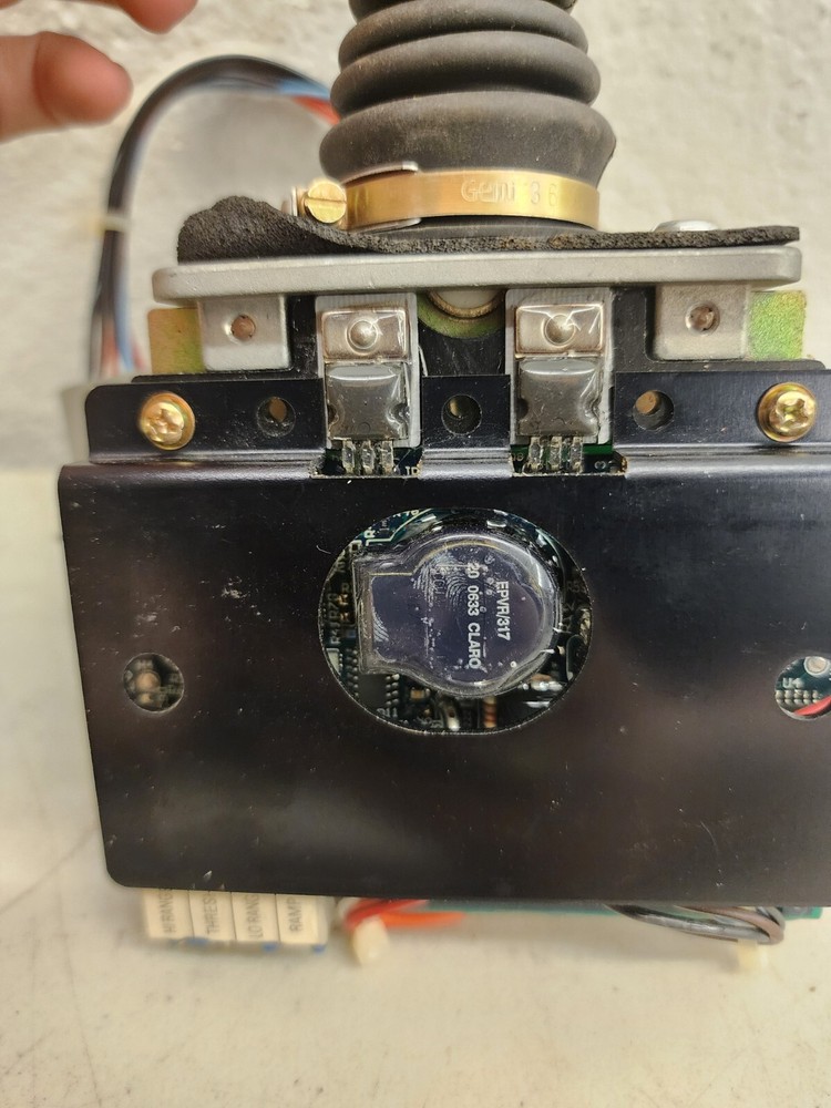 Grove 7352000971 Joystick Controller For Parts