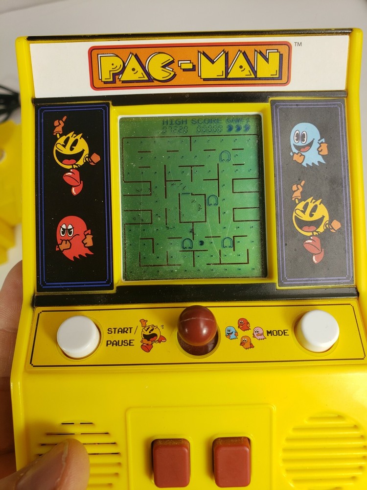 Pac-man Retro Mini Arcade Handheld Game Console Classic TV Plug Play