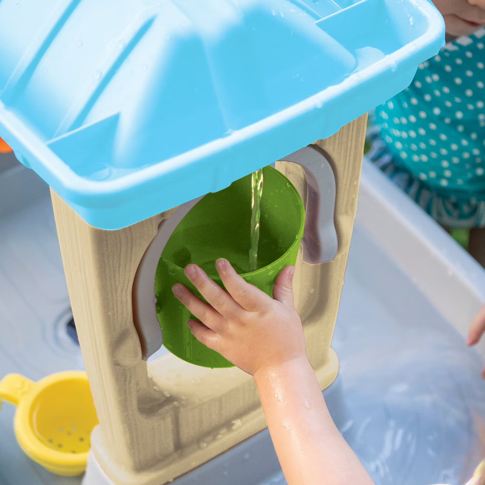 Step2 Rain Showers Splash Station Water Table