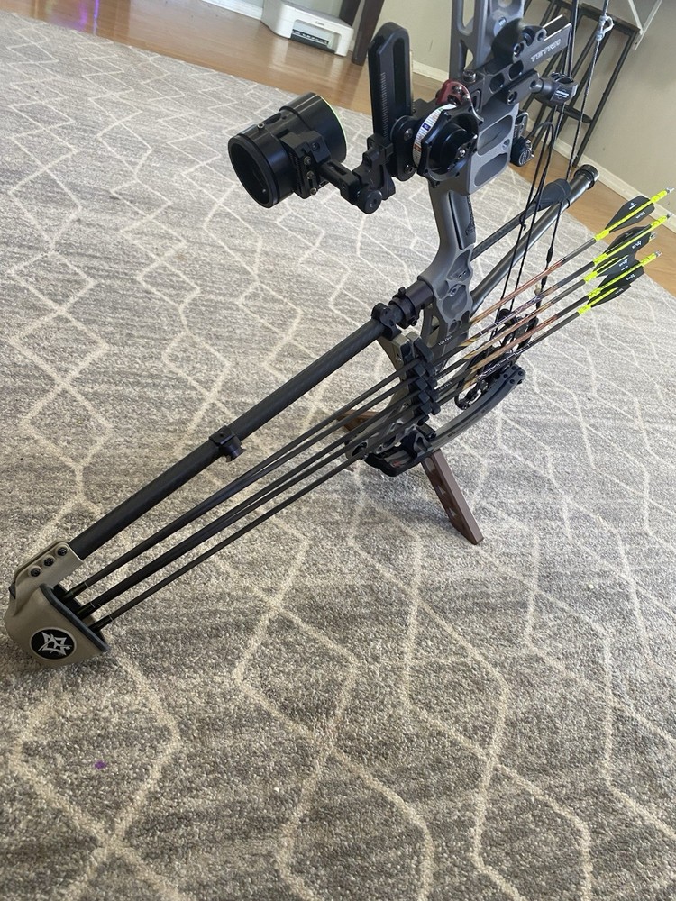 Lightly Used Mathew’s Granite Qiivellizer ￼