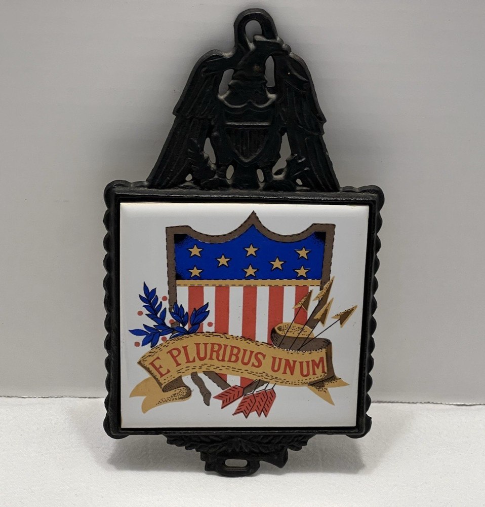 Vintage Kitchen Patriotic Tile Trivet E Pluribus Unum Eagle Bugle Cast Iron