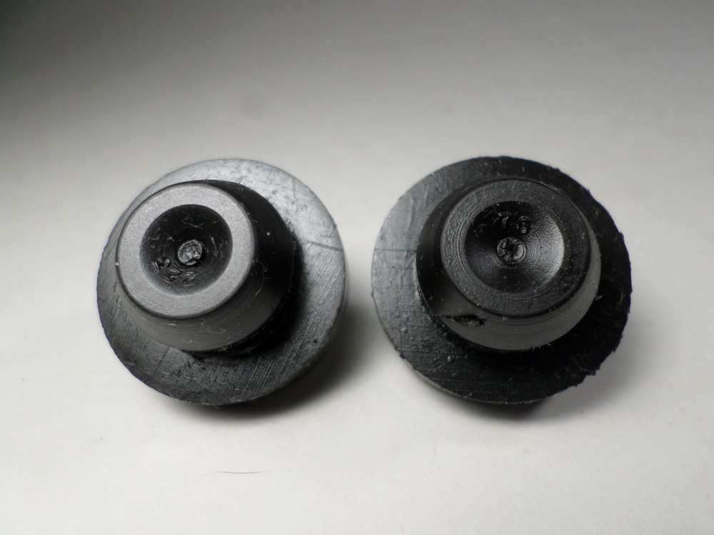 IBM Selectric II Model 8x Typewriter RUBBER FEET 2pc cone shaped part
