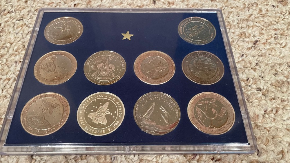 (10) Shuttle Shuttle Flights, 10oz silver with case, Atlantis Discovery Columbia