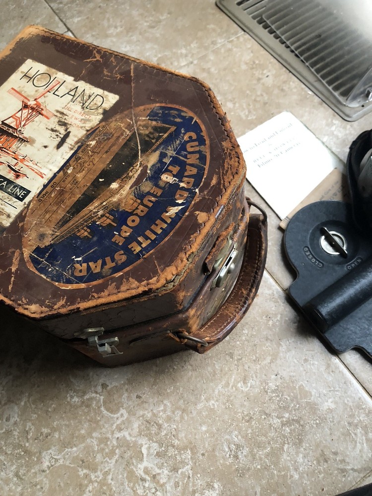 Bell And Howell 70 E Camera Body