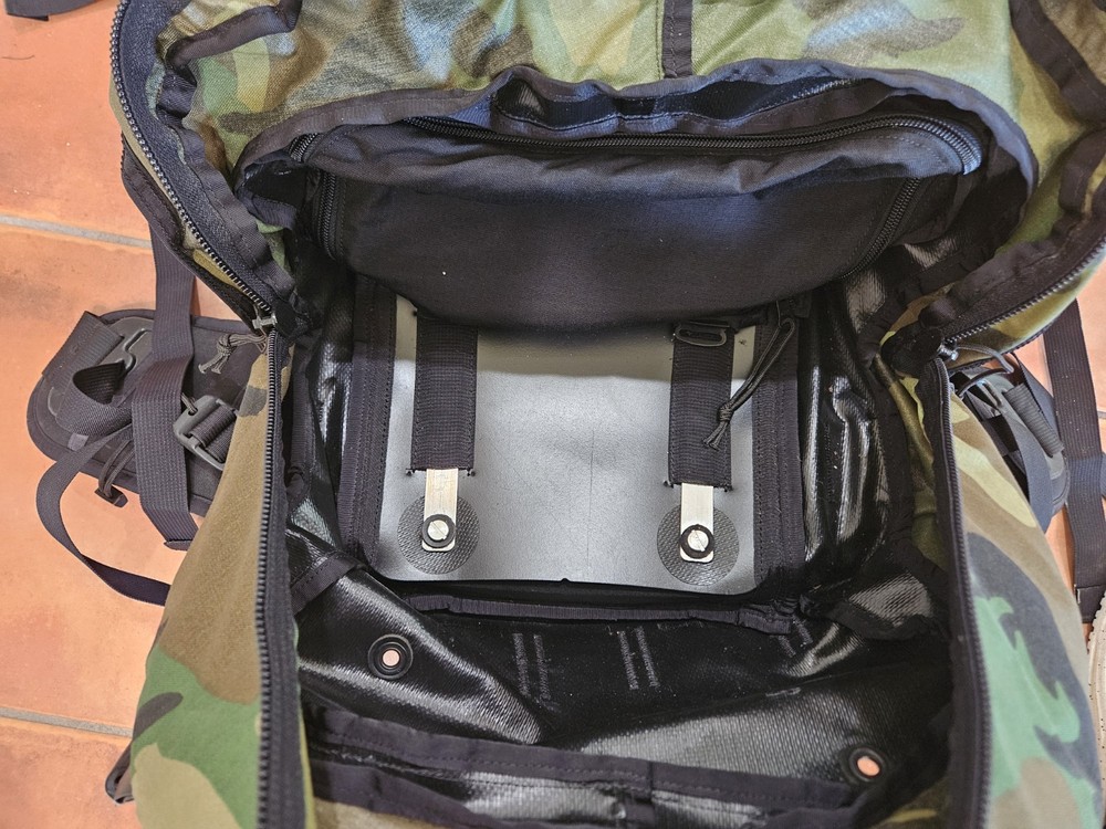 Gregory SPEAR UM21 BackPack/RuckSack M81 & 5 Gregory Black Compression Bags.