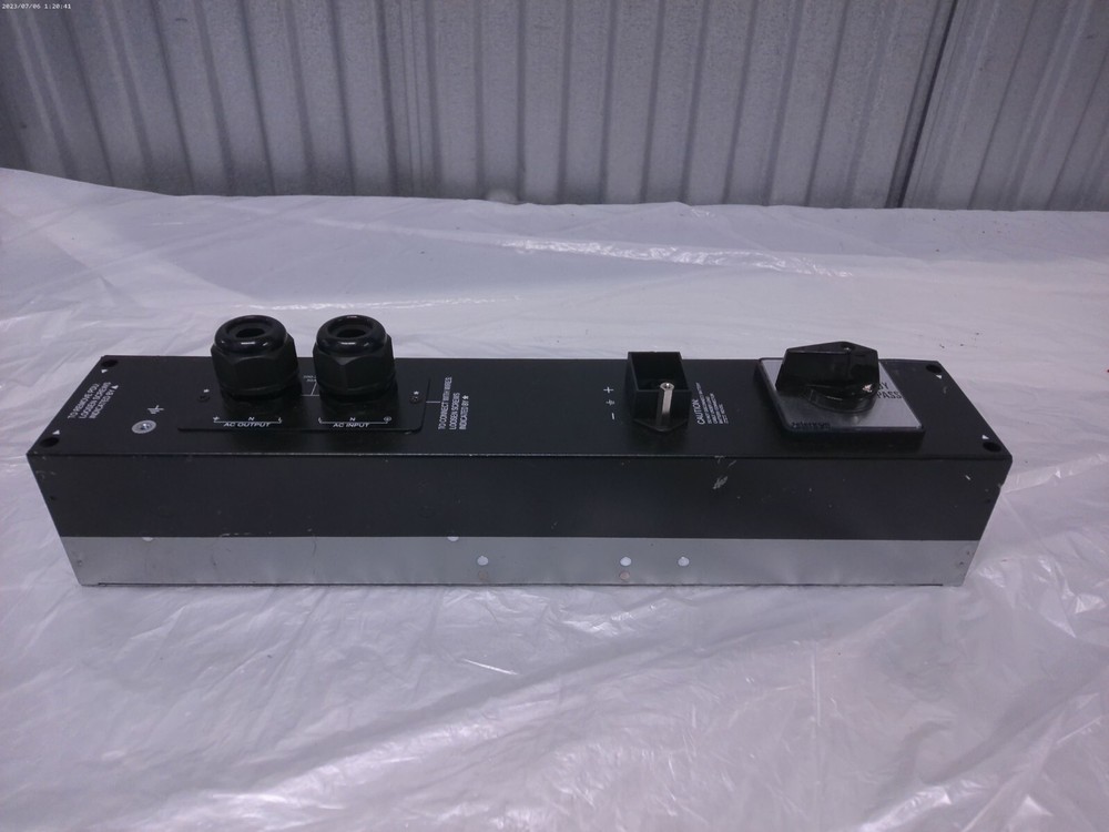 Tripp-Lite SUPDMB6KHW Detachable PDU