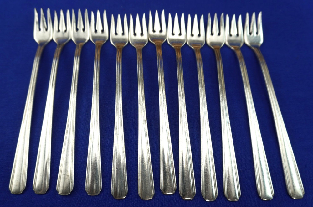Oneida Hotel Plate (12) Cocktail Forks