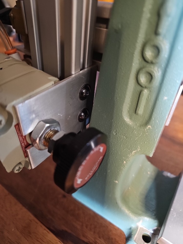 Minitools Toggle Action Punch Press