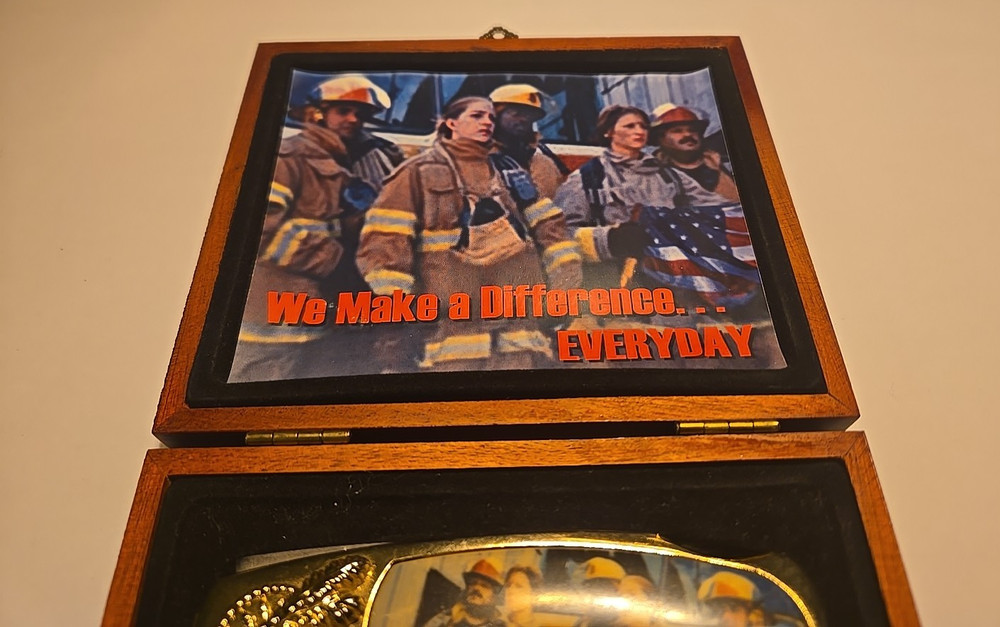 Firefighters 9/11 Commemorative Knife