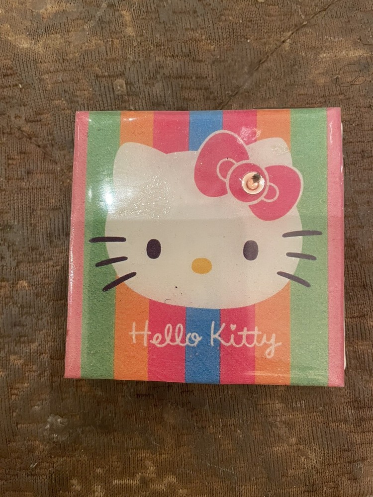 Hello Kitty w/ Crystal Square White Vinyl Flip-open Mirror Compact