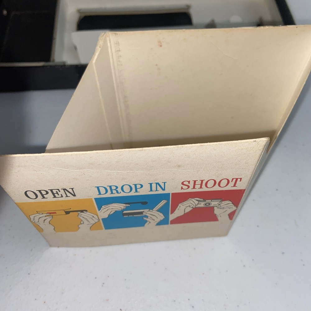Kodak Instamatic 400 Outfit Camera - EMPTY BOX ONLY