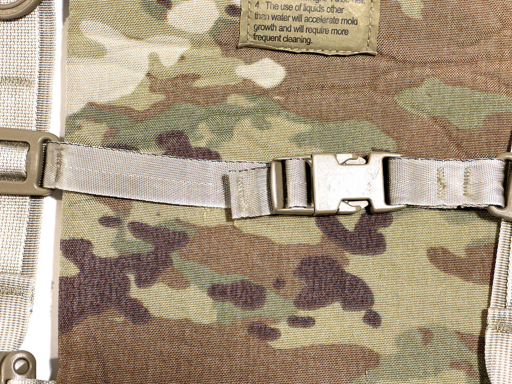 PROPPER USGI Molle II Multicam Hydration System Carrier